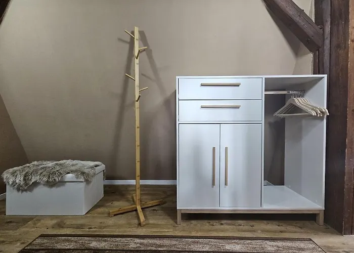 Konukevi Gaestehaus Am Storchenturm